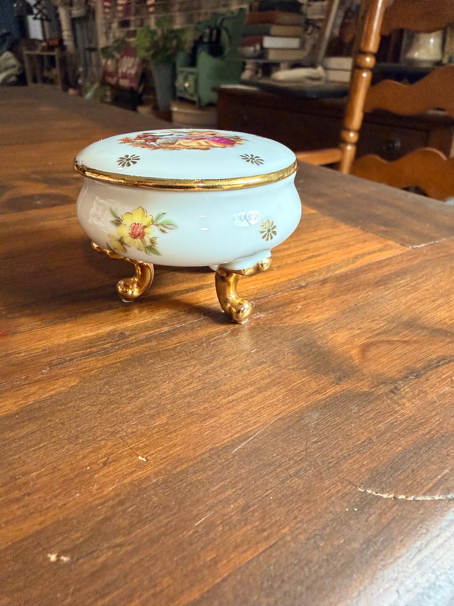 Vintage Limoges porcelain trinket box