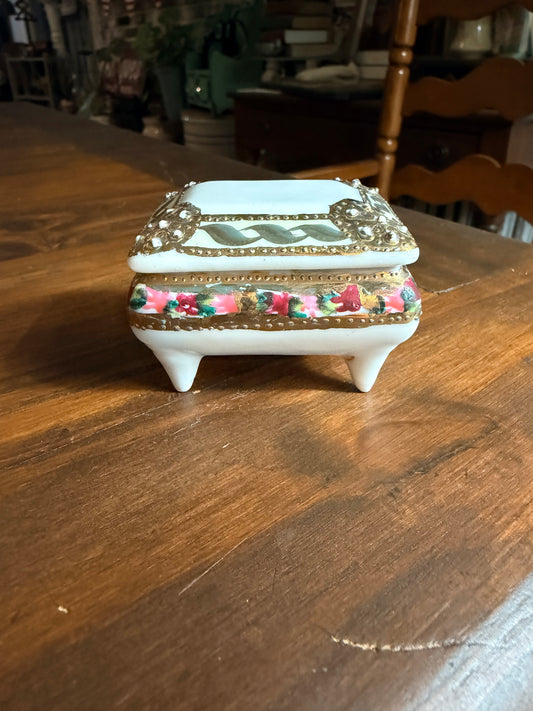 Vintage Nippon Porcelain Handpainted Trinket Box
